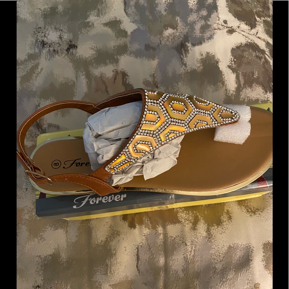 Forever Adriel Iridescent sandal